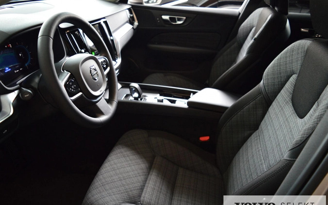 Volvo V60 Cross Country cena 184400 przebieg: 24020, rok produkcji 2023 z Poznań małe 301